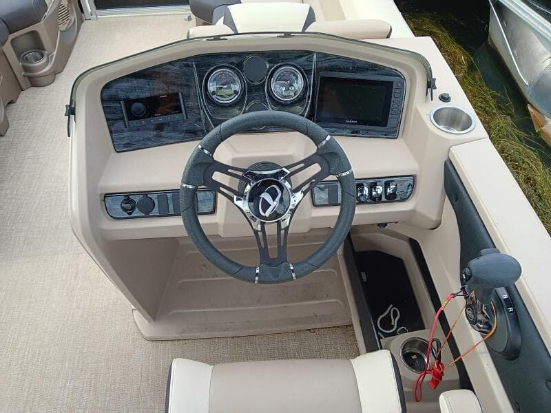 2023 Tahoe Pontoon LTZ 2385 Entertainer