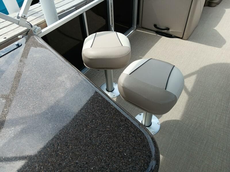 2023 Tahoe Pontoon LTZ 2385 Entertainer