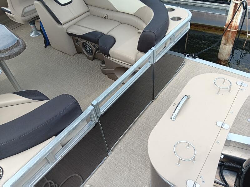 2023 Tahoe Pontoon LTZ 2385 Entertainer