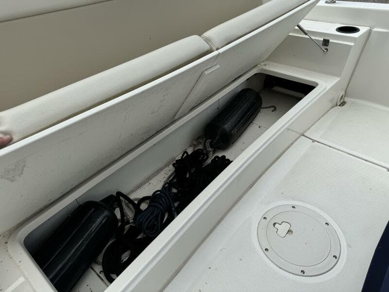 2019 Boston Whaler 210 Dauntless