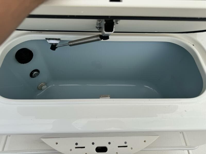 2019 Boston Whaler 210 Dauntless