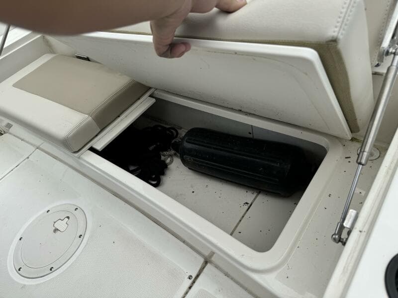 2019 Boston Whaler 210 Dauntless