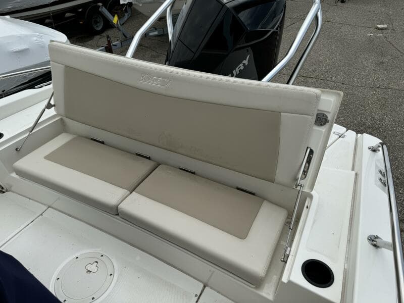 2019 Boston Whaler 210 Dauntless