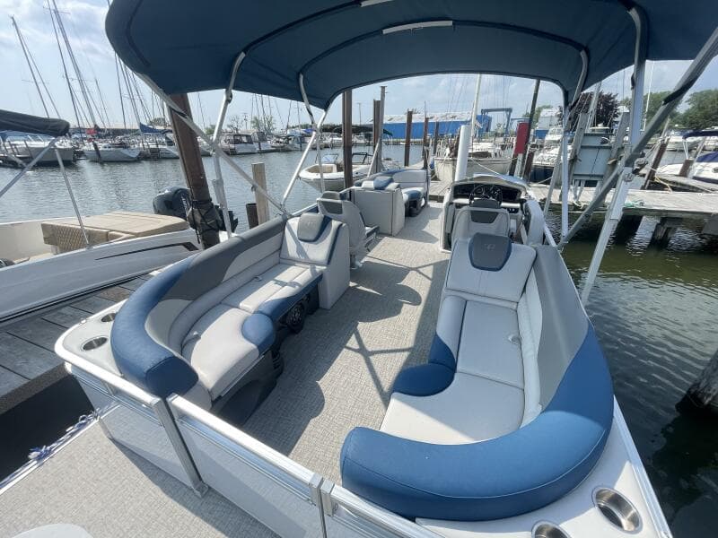 2023 Tahoe Pontoon LTZ 2385 Quad Lounger
