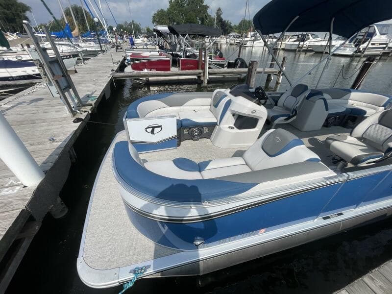 2023 Tahoe Pontoon LTZ 2385 Quad Lounger