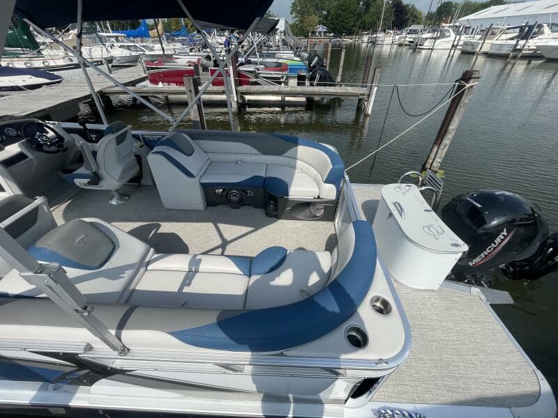 2023 Tahoe Pontoon LTZ 2385 Quad Lounger