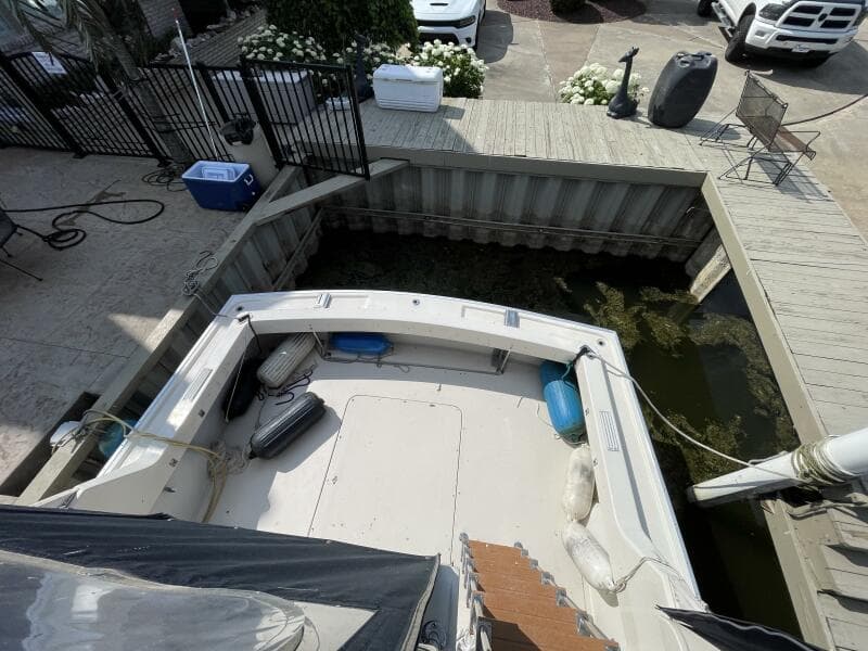 1989 Silverton 37 Convertible