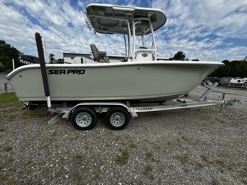 2022 Sea Pro 219 Deep V