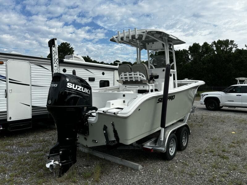 2022 Sea Pro 219 Deep V