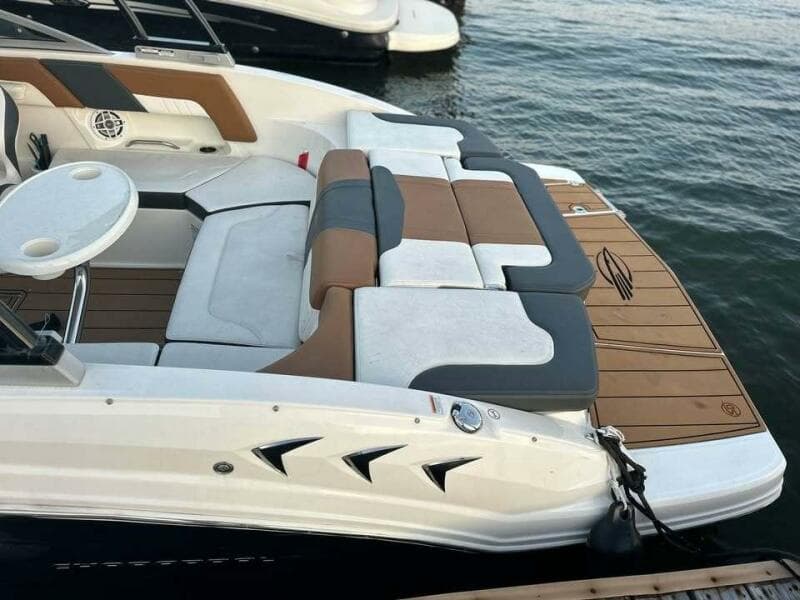 2023 Chaparral 23 SSi