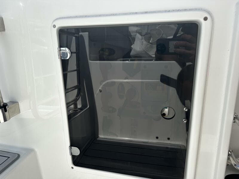 2024 Jeanneau 9.0 Leader