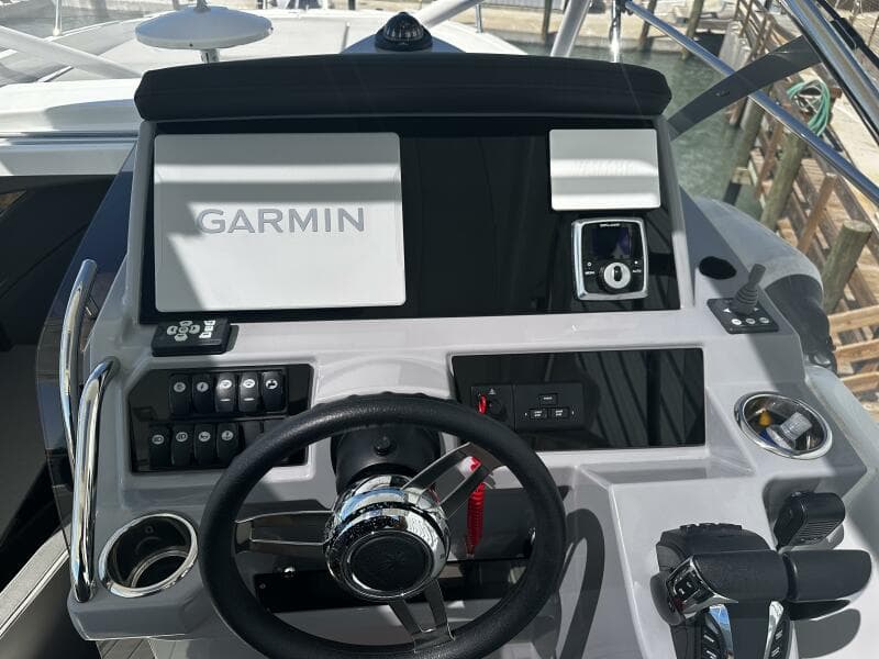 2024 Jeanneau 9.0 Leader