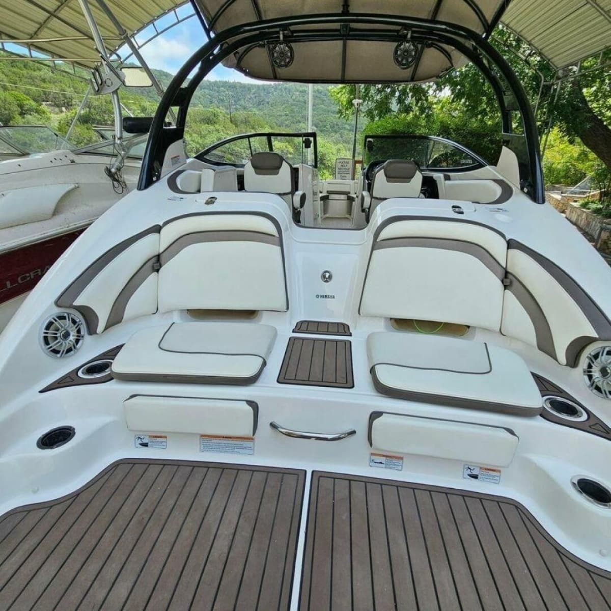 2016 Yamaha Boats 242 Limited S E-Series - Photo 7