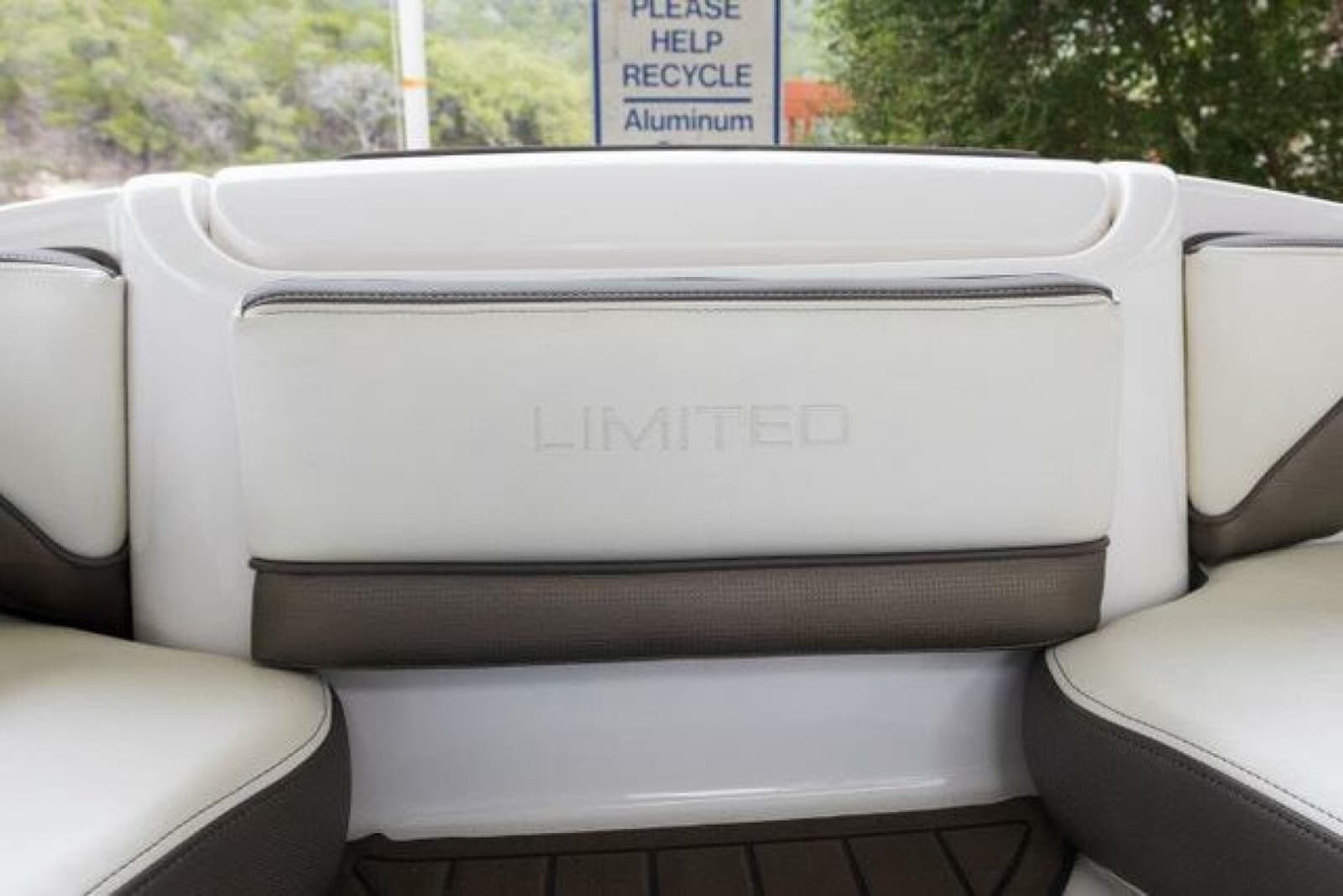2016 Yamaha Boats 242 Limited S E-Series - Photo 33
