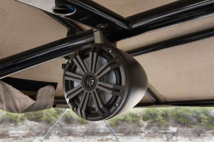 2016 Yamaha Boats 242 Limited E-Series