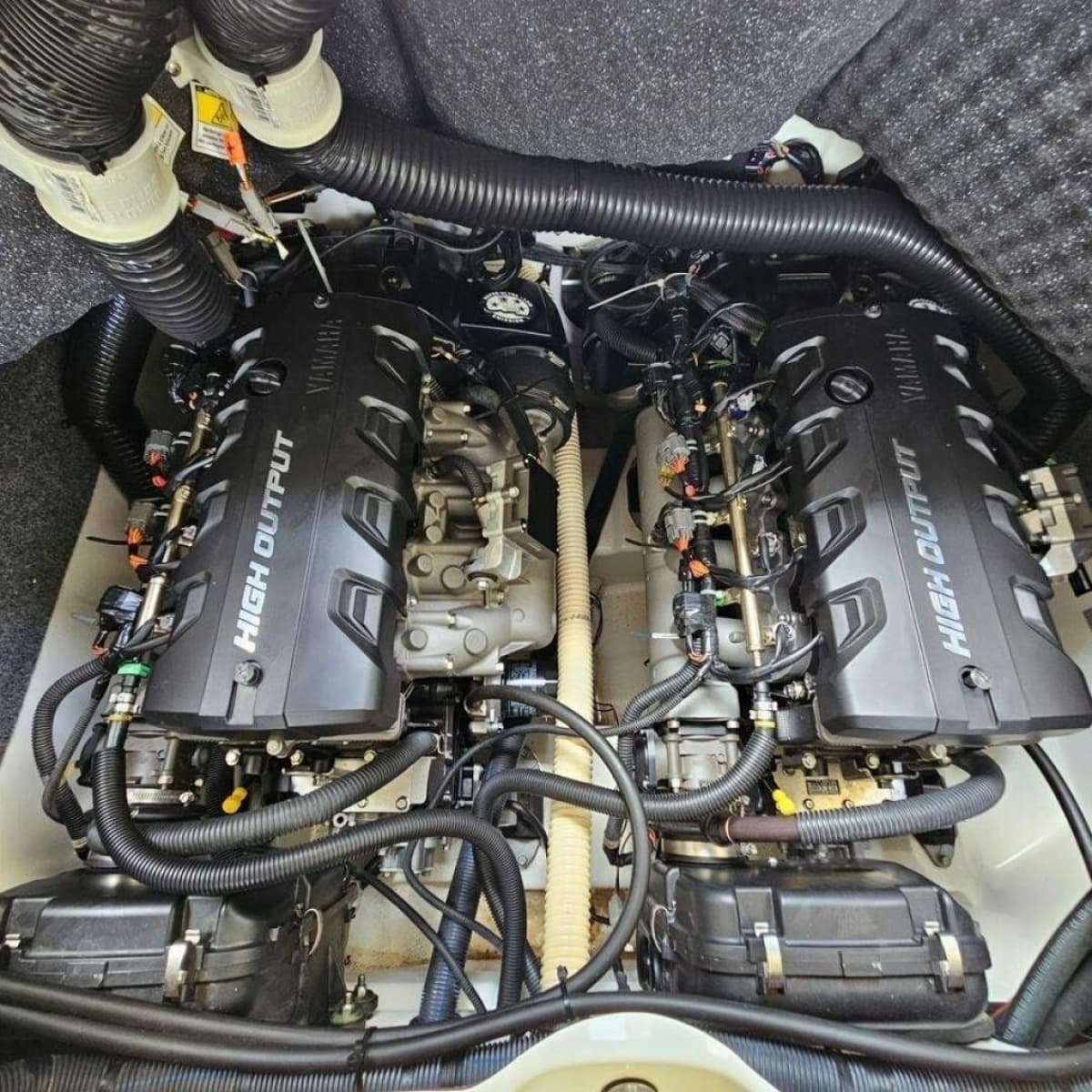 2016 Yamaha Boats 242 Limited S E-Series - Photo 18