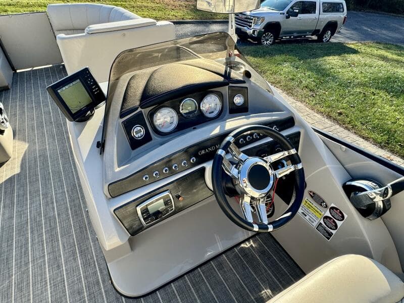 2016 Harris Grand Mariner 250 SLEC Tritoon