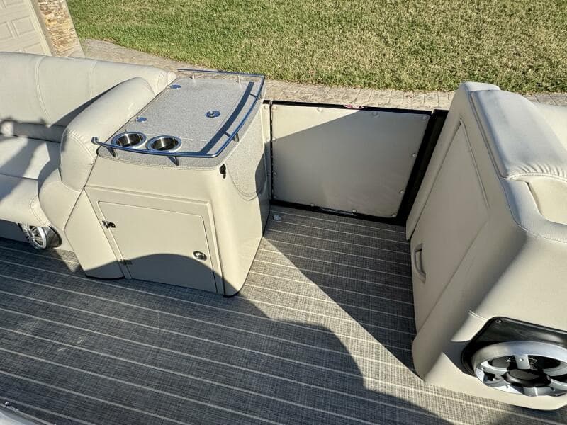 2016 Harris Grand Mariner 250 SLEC Tritoon