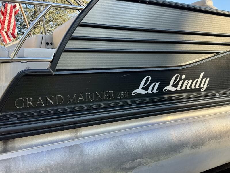 2016 Harris Grand Mariner 250 SLEC Tritoon