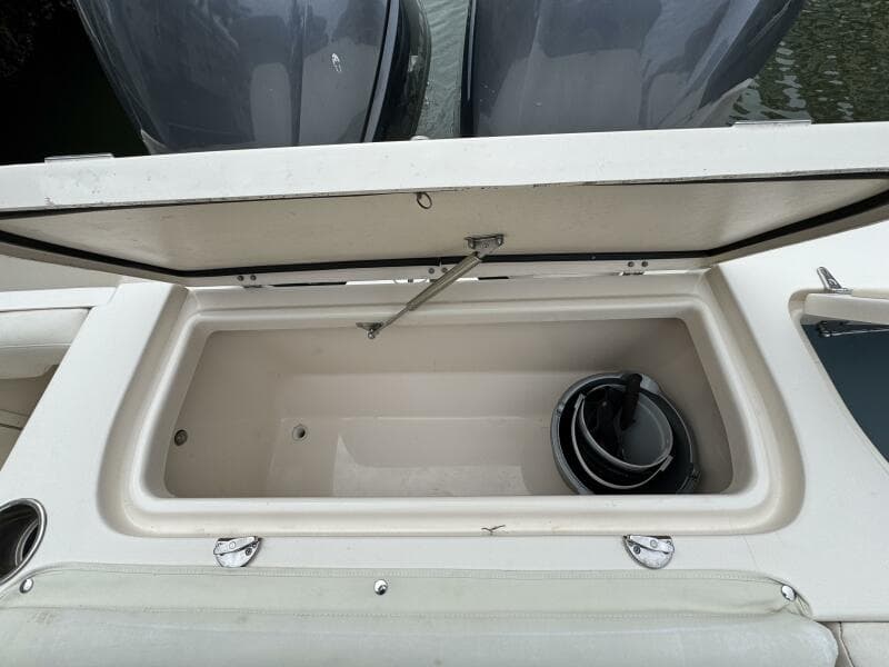 2021 Grady-White Freedom 285