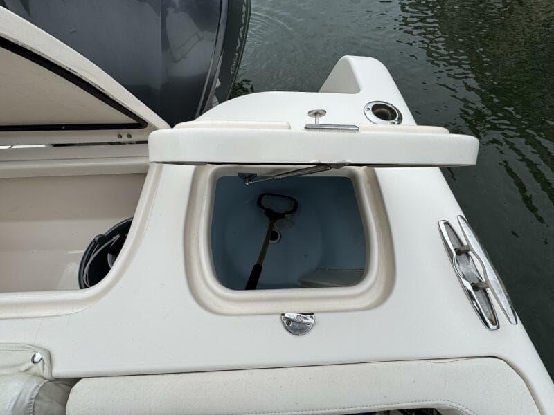 2021 Grady-White Freedom 285