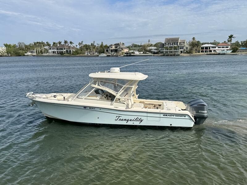 2021 Grady-White Freedom 285
