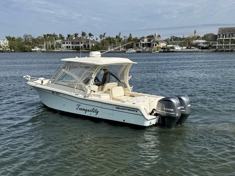 2021 Grady-White Freedom 285
