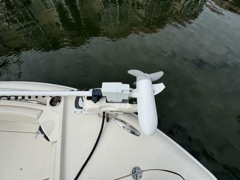 2021 Grady-White Freedom 285