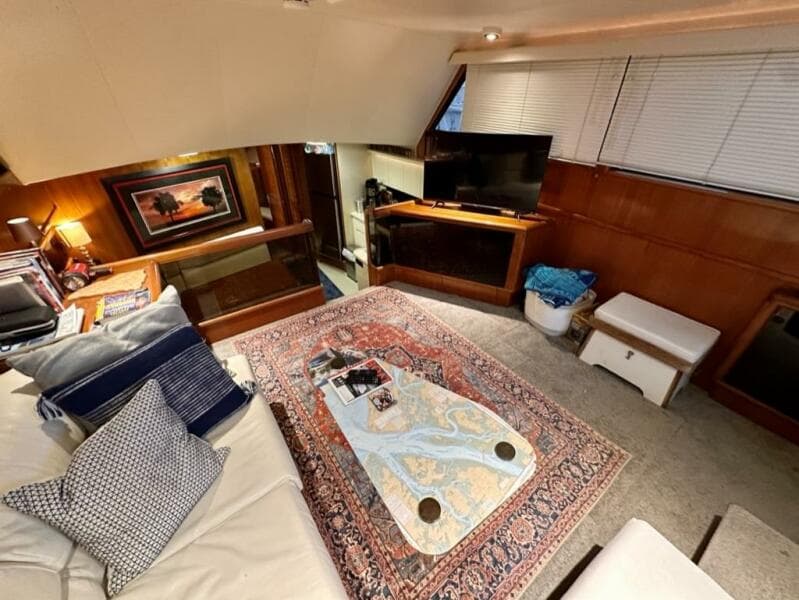 1989 Viking 44 Motor Yacht