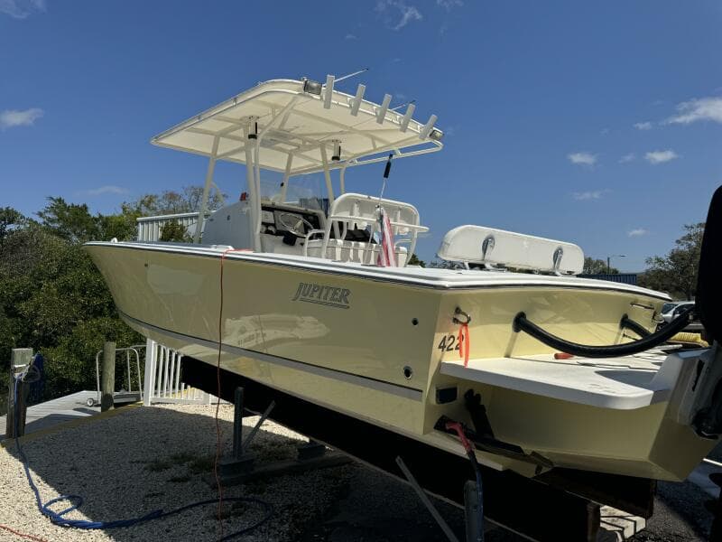 2006 Jupiter 31 CC Forward Seating