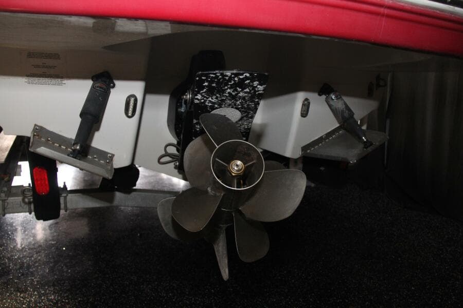 2006 Chaparral 256 SSi