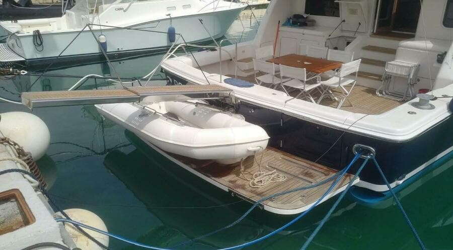 2006 Bertram Sport Fish