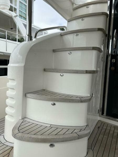 2008 Princess 67 Flybridge