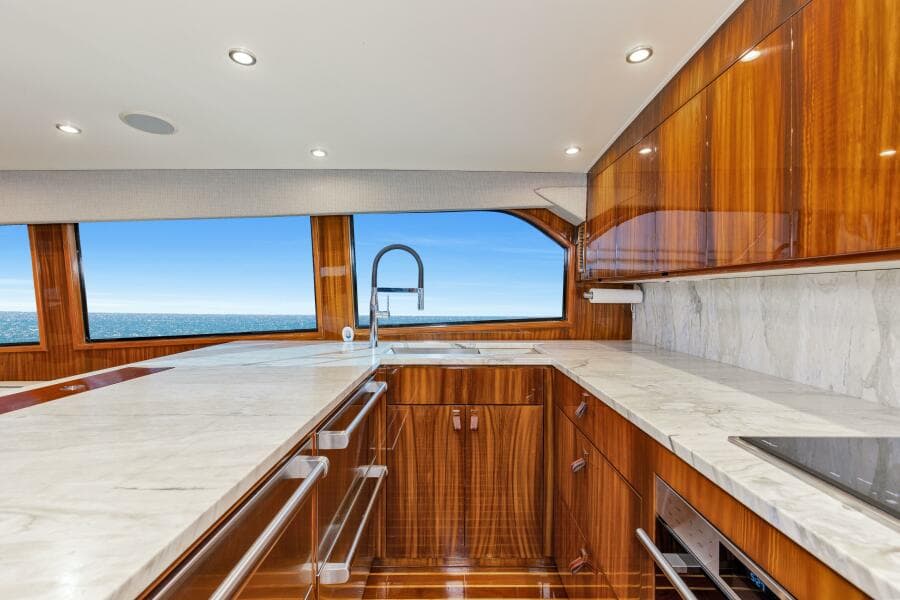 2001 65 Viking Convertible Enclosed Bridge Partnership Galley (1)