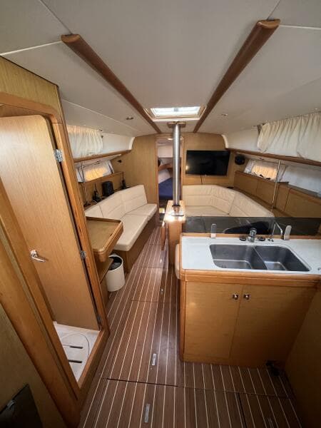 2009 Jeanneau 36i