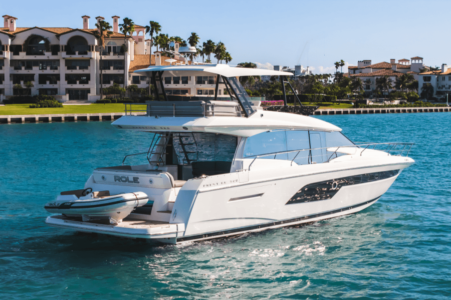 2020 Prestige 520 FLYBRIDGE