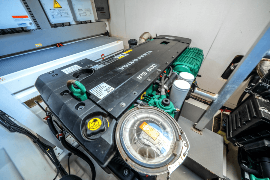 2020 Prestige 520 FLYBRIDGE