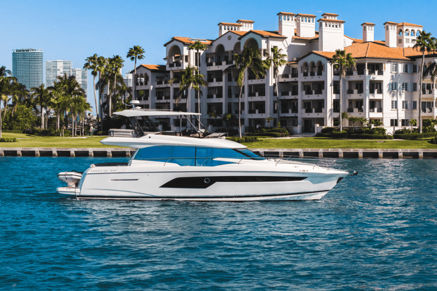 2020 Prestige 520 FLYBRIDGE