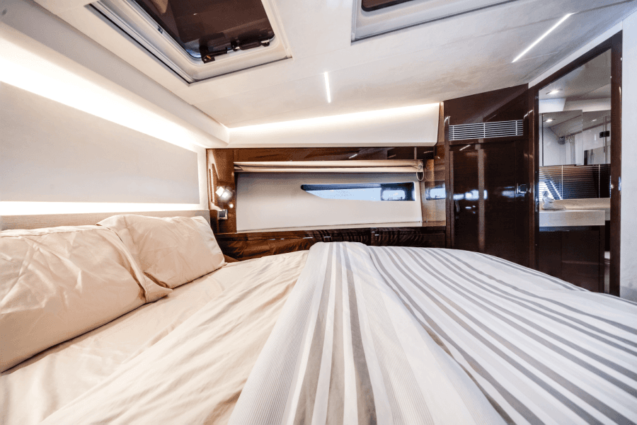 2020 Prestige 520 FLYBRIDGE