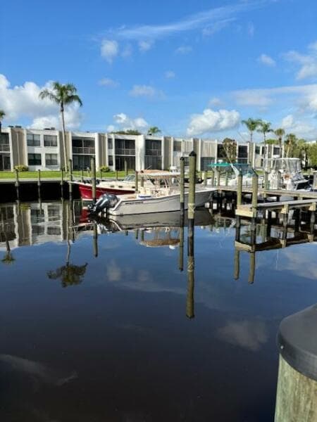 2014 Grady-White Canyon 306