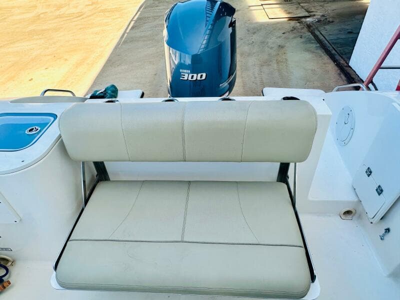 2016 Pursuit C 238 Center Console