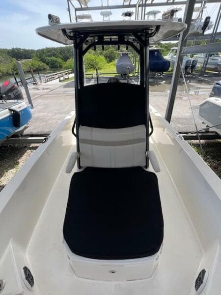 2023 Boston Whaler 250 Dauntless boat interior with seating and console.