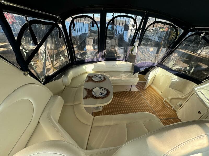 2004 Sea Ray 380 Sundancer