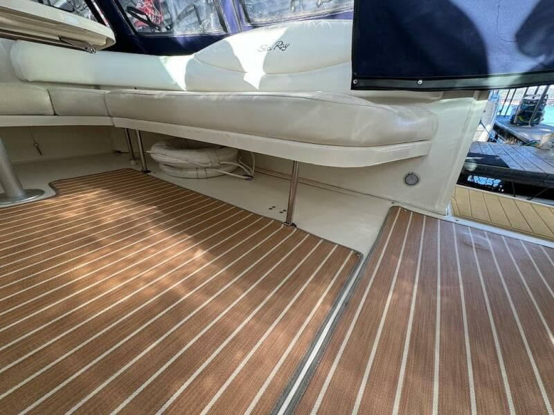 2004 Sea Ray 380 Sundancer