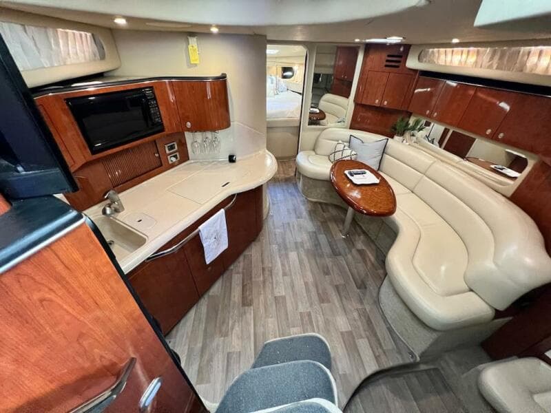 2004 Sea Ray 380 Sundancer
