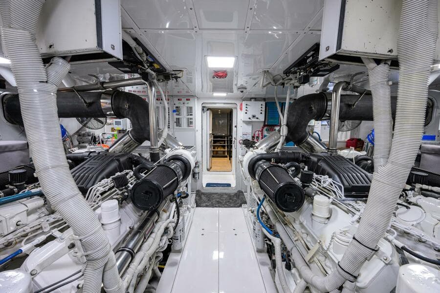 1997 Broward 108 Raised Pilothouse