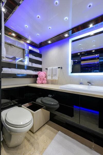 1997 Broward 108 Raised Pilothouse