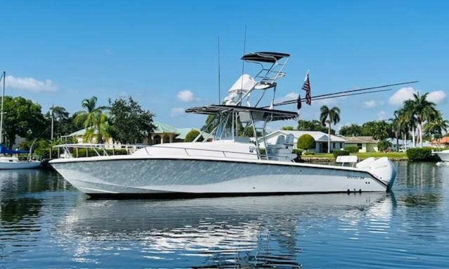 1999 Venture 34 Walkaround with Tower