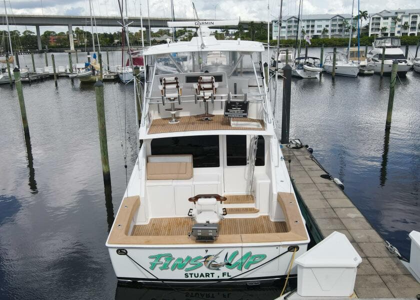 2005 Viking 48 Convertible
