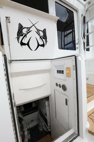 2005 Viking 48 Convertible